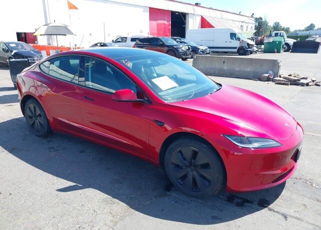 2024 TESLA Model 3
