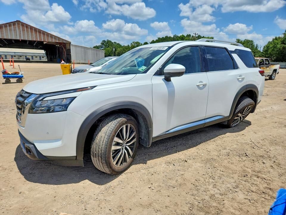 2025 NISSAN Pathfinder