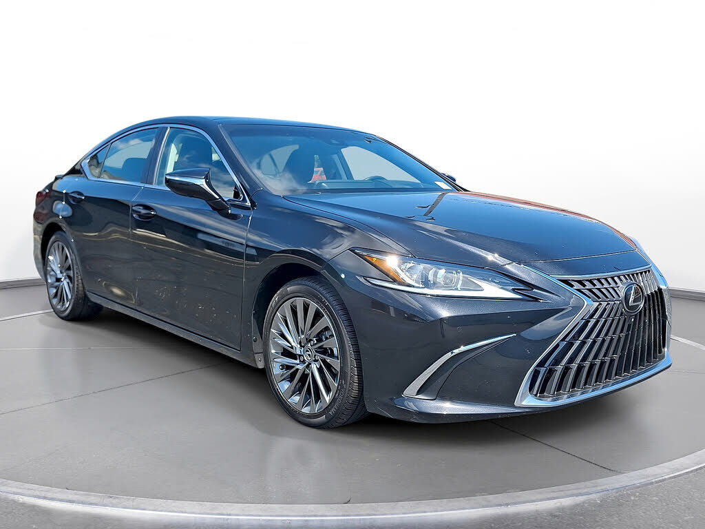 2024 LEXUS ES