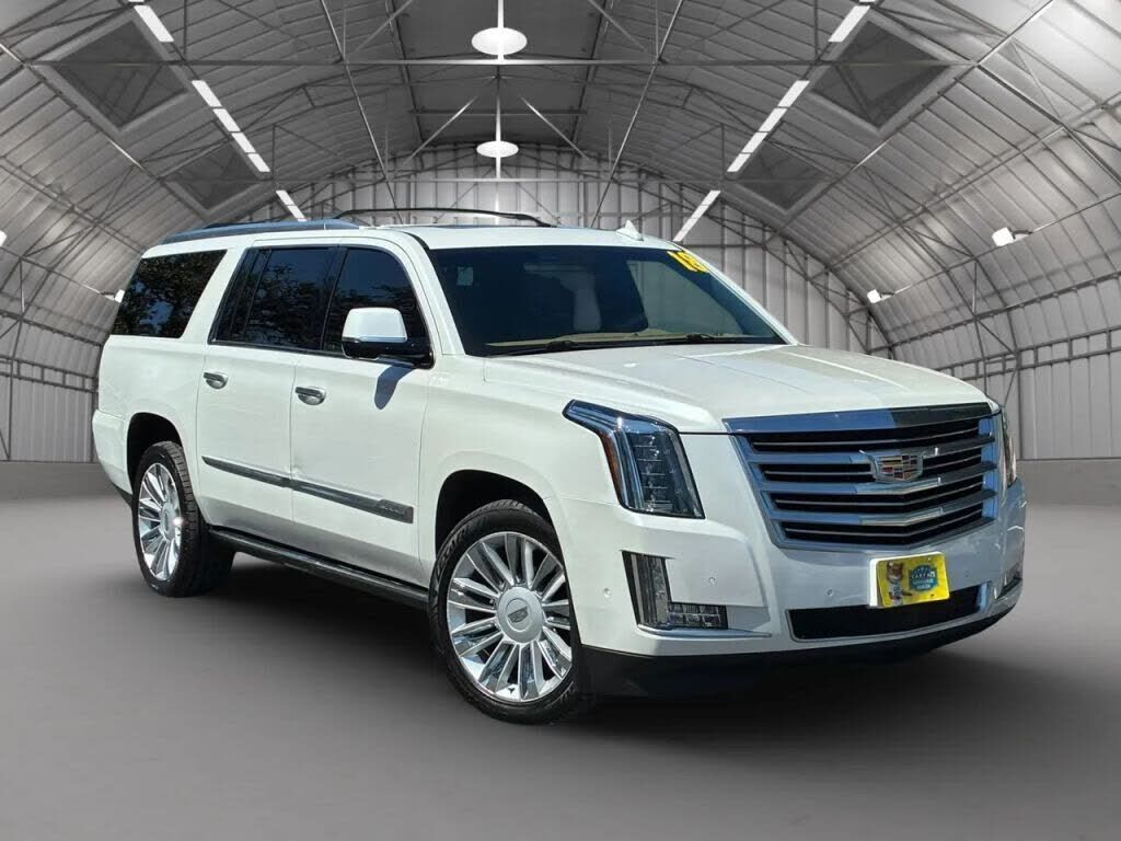 2018 CADILLAC Escalade ESV