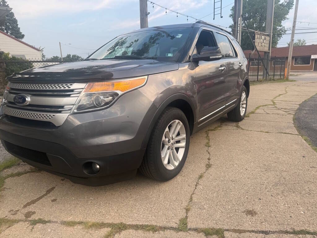 2014 FORD Explorer