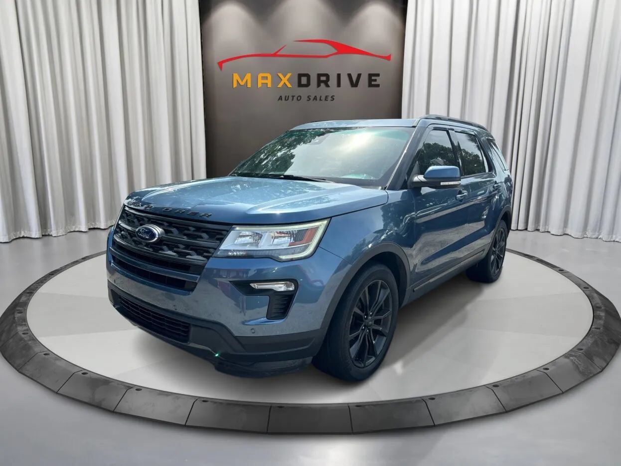 2018 FORD Explorer