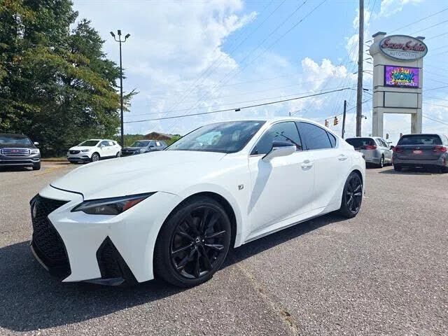 2021 LEXUS IS