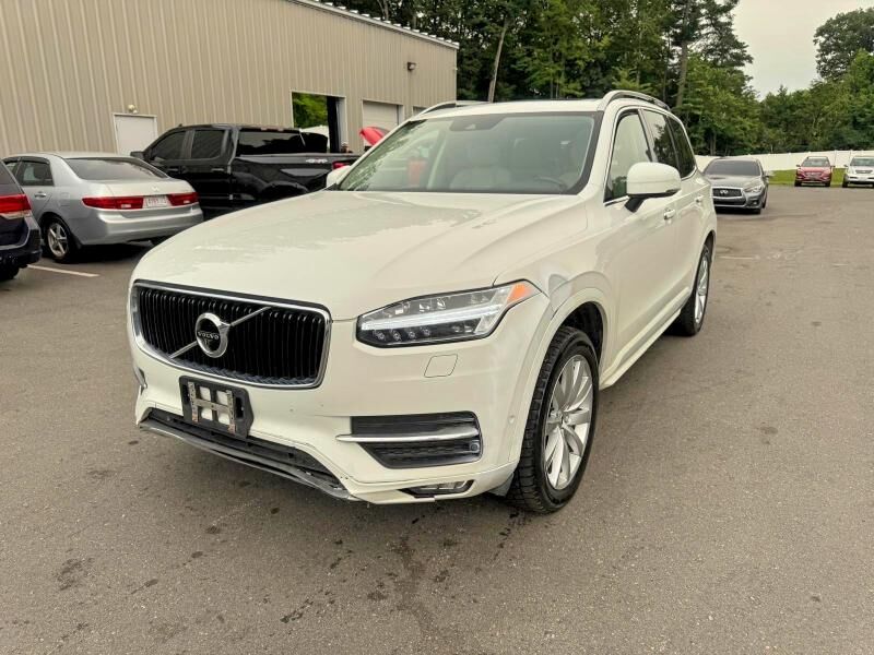 2016 VOLVO XC90
