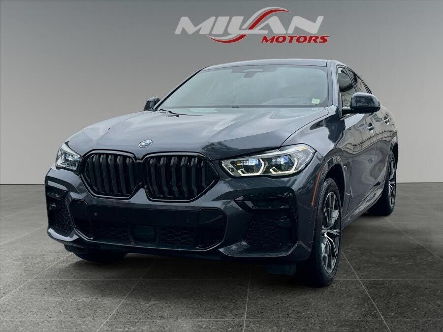 2022 BMW X6