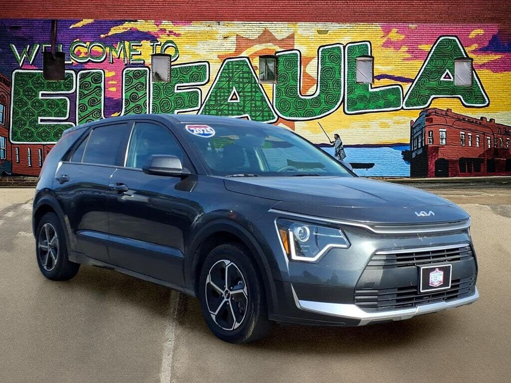 2025 KIA Niro