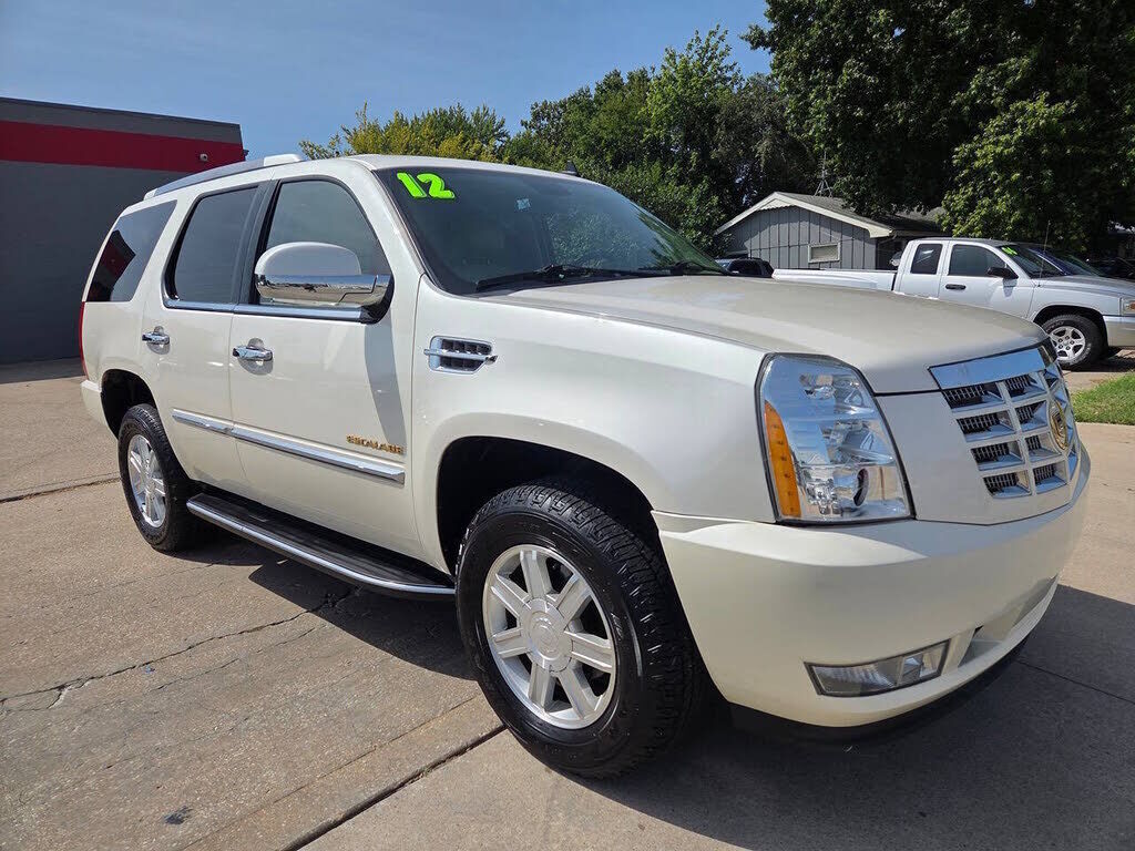2012 CADILLAC Escalade