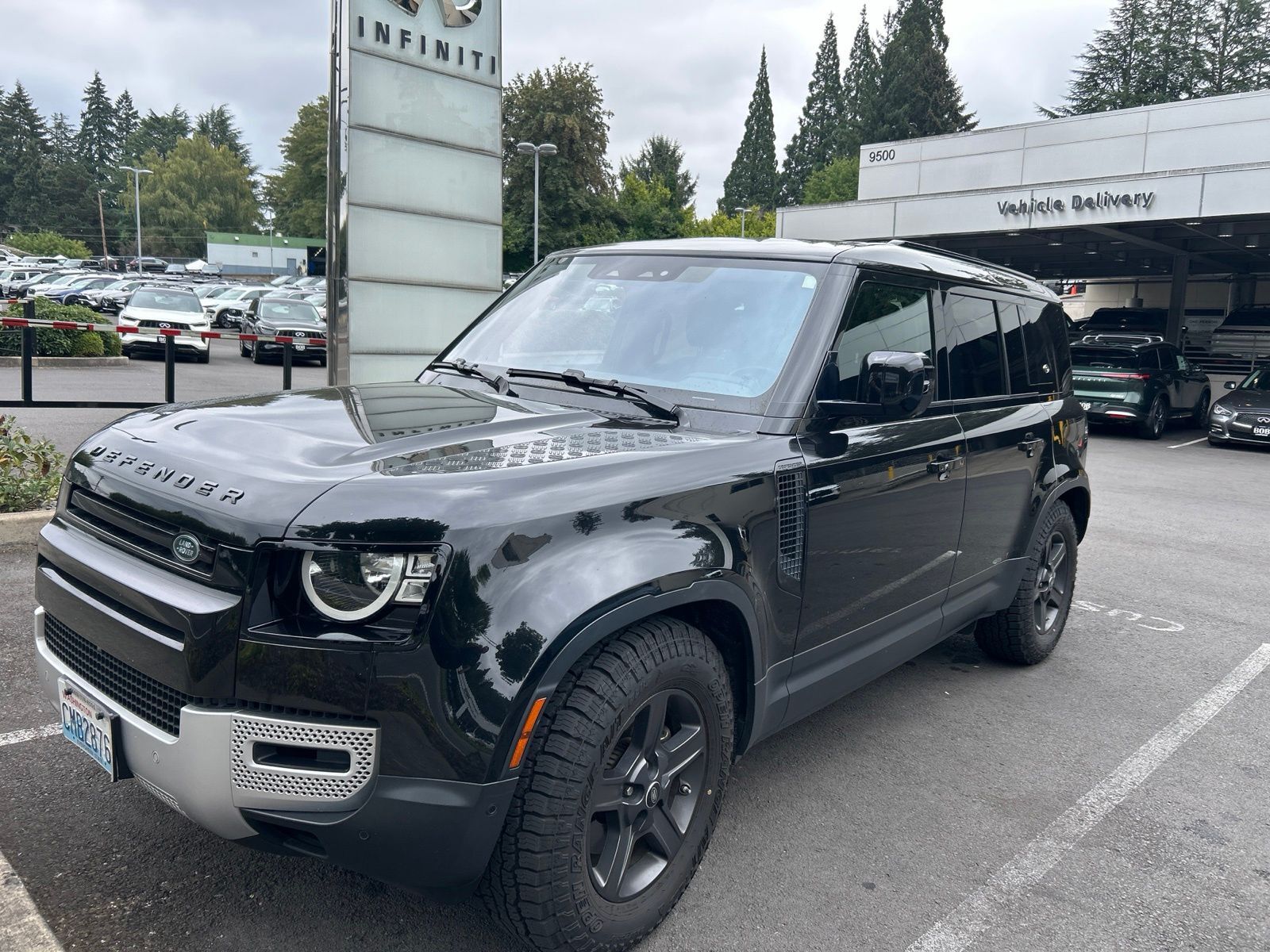 2020 LAND ROVER Defender