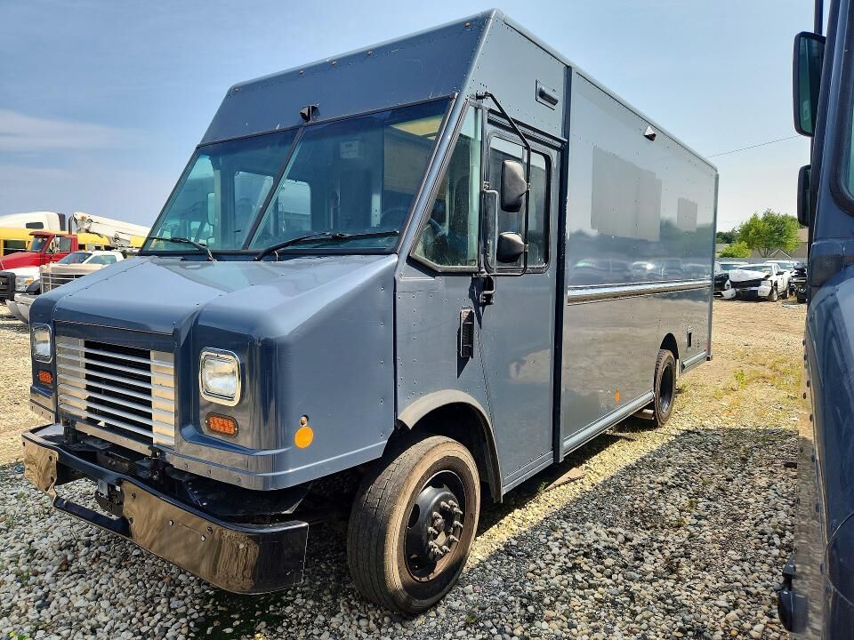 2020 FORD Commercial Chassis