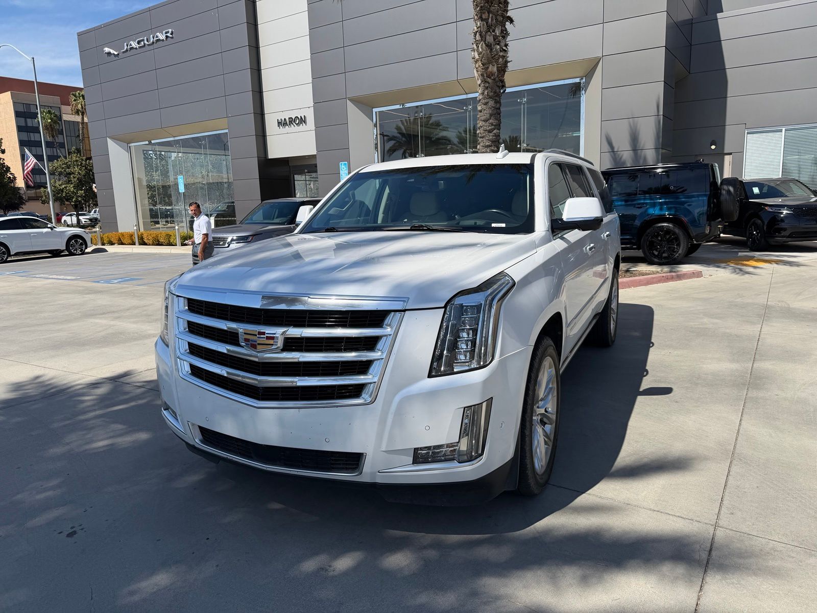 2020 CADILLAC Escalade ESV