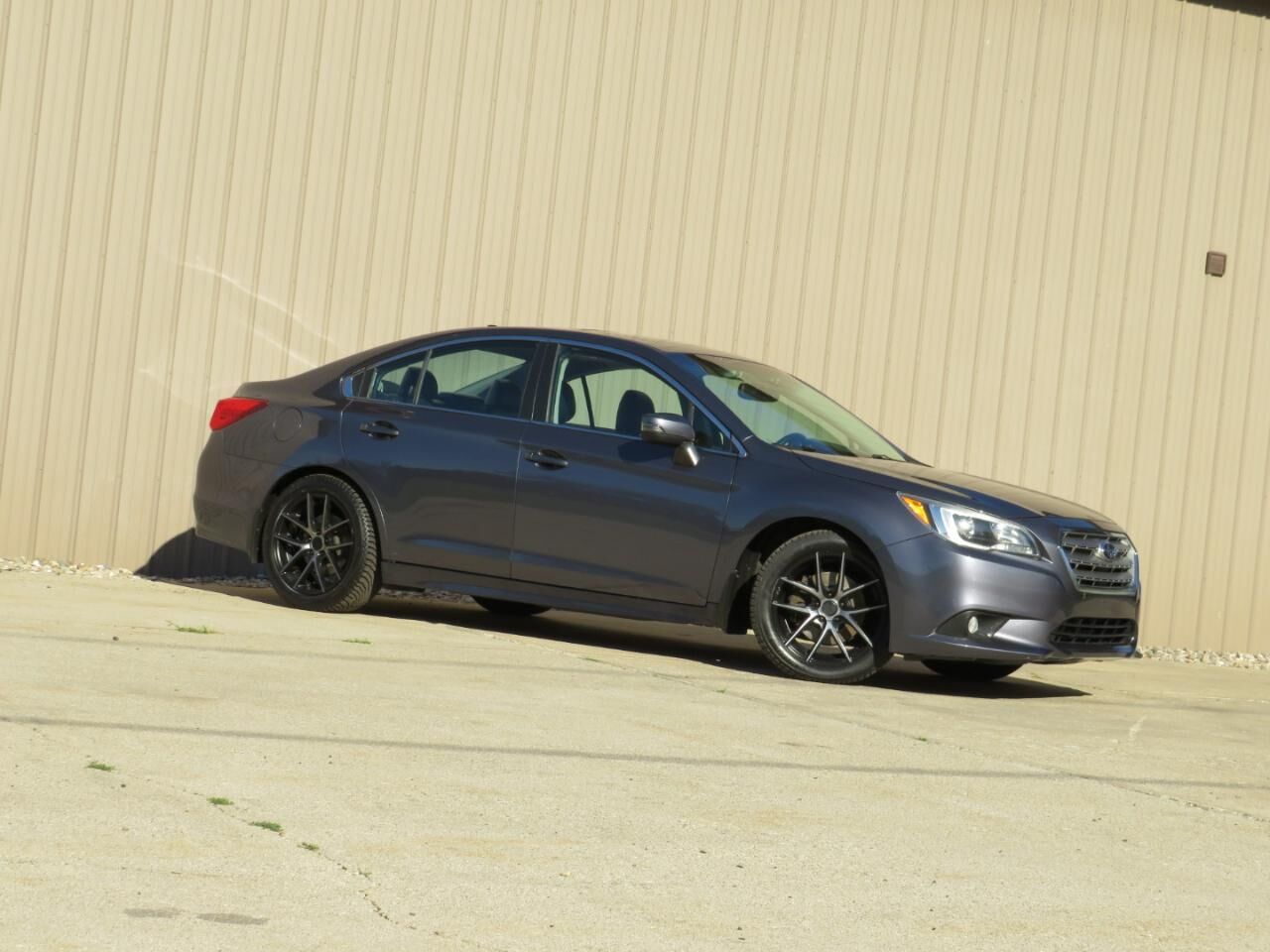 2016 SUBARU Legacy