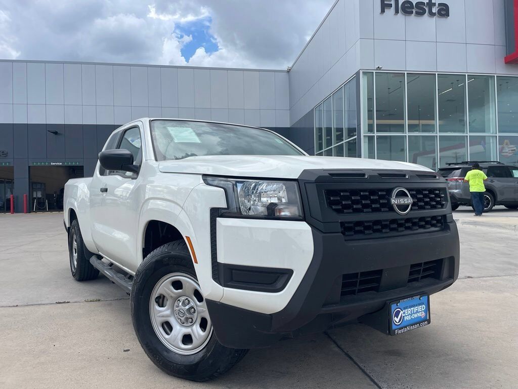 2025 NISSAN Frontier