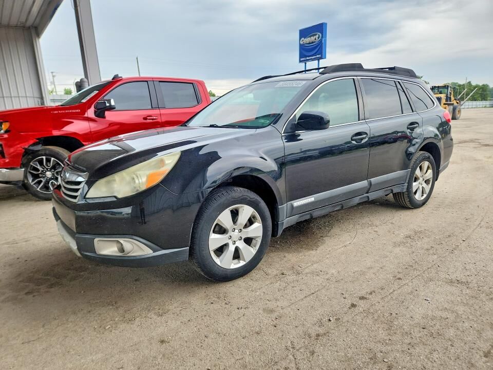 2011 SUBARU Outback