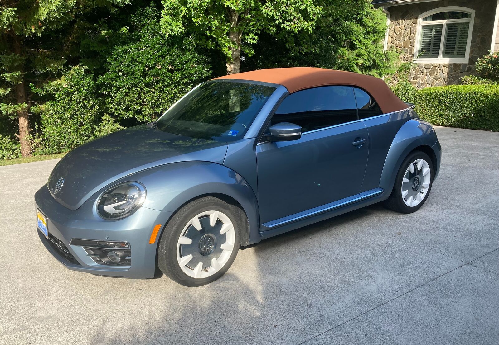 2019 VOLKSWAGEN Beetle