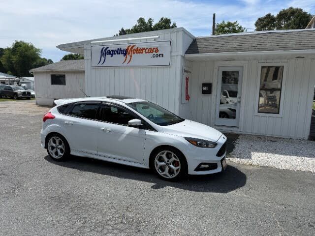 2017 FORD Focus