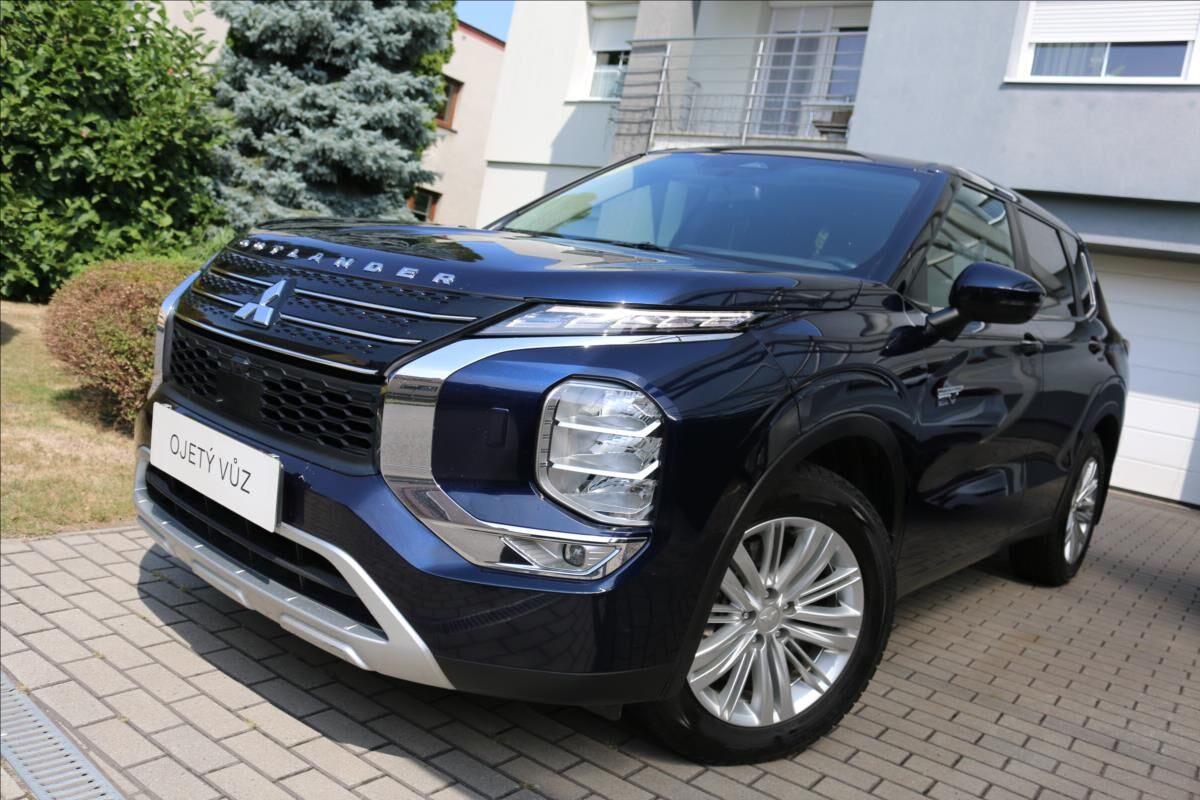 2023 MITSUBISHI Outlander