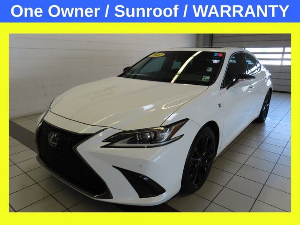 2022 LEXUS ES