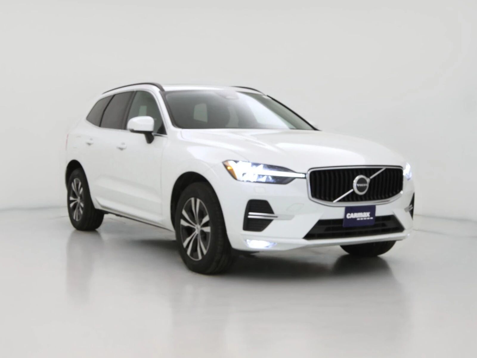 2023 VOLVO XC60