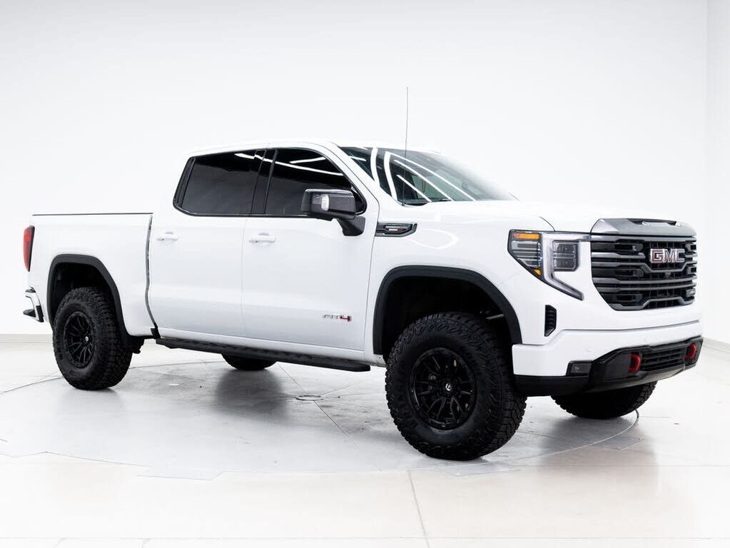 2023 GMC Sierra
