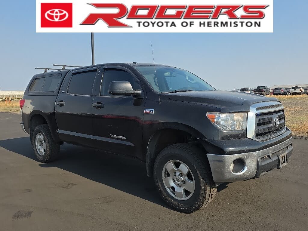 2013 TOYOTA Tundra