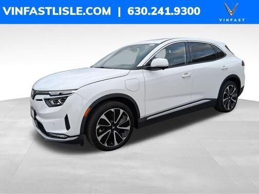 2025 VINFAST VF 8