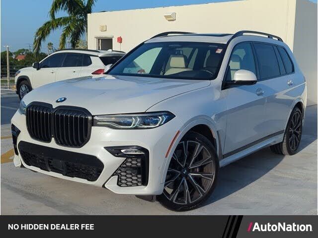 2022 BMW X7