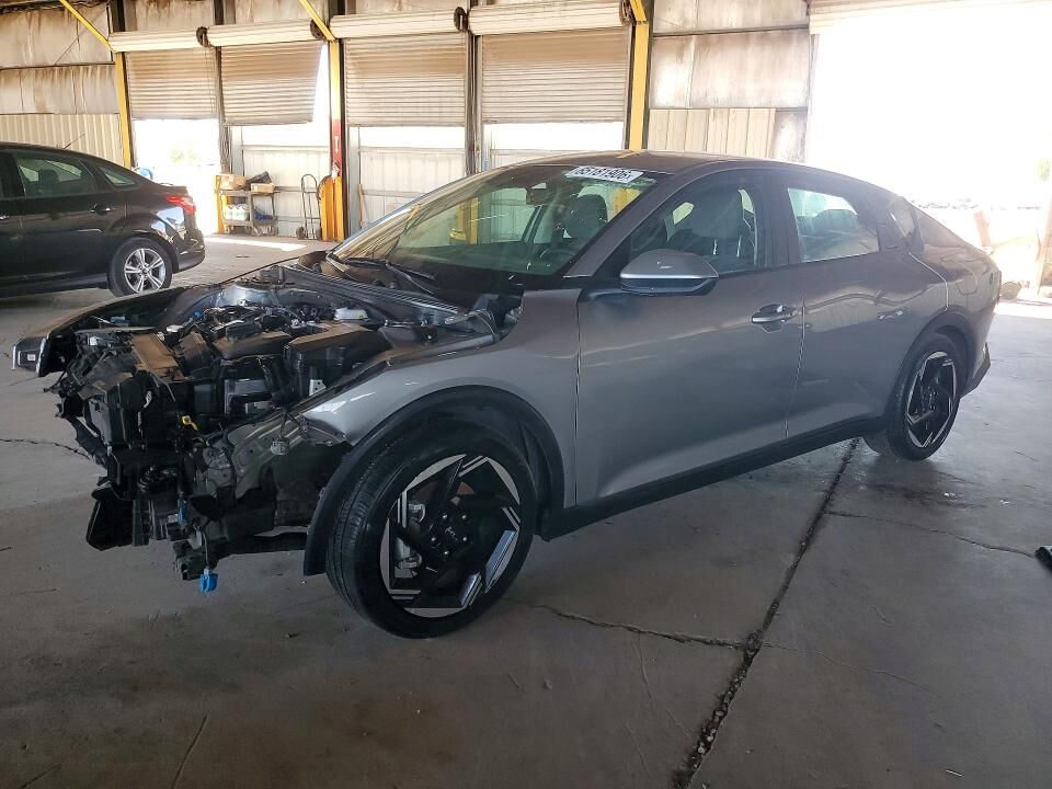 2025 KIA K4