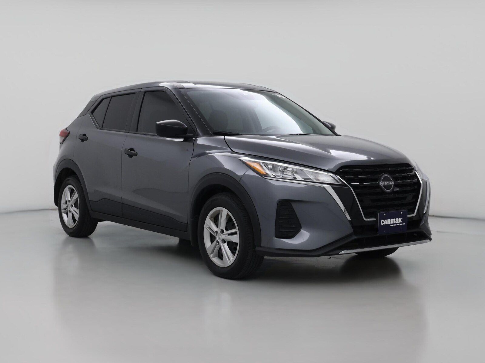 2025 NISSAN Kicks Play