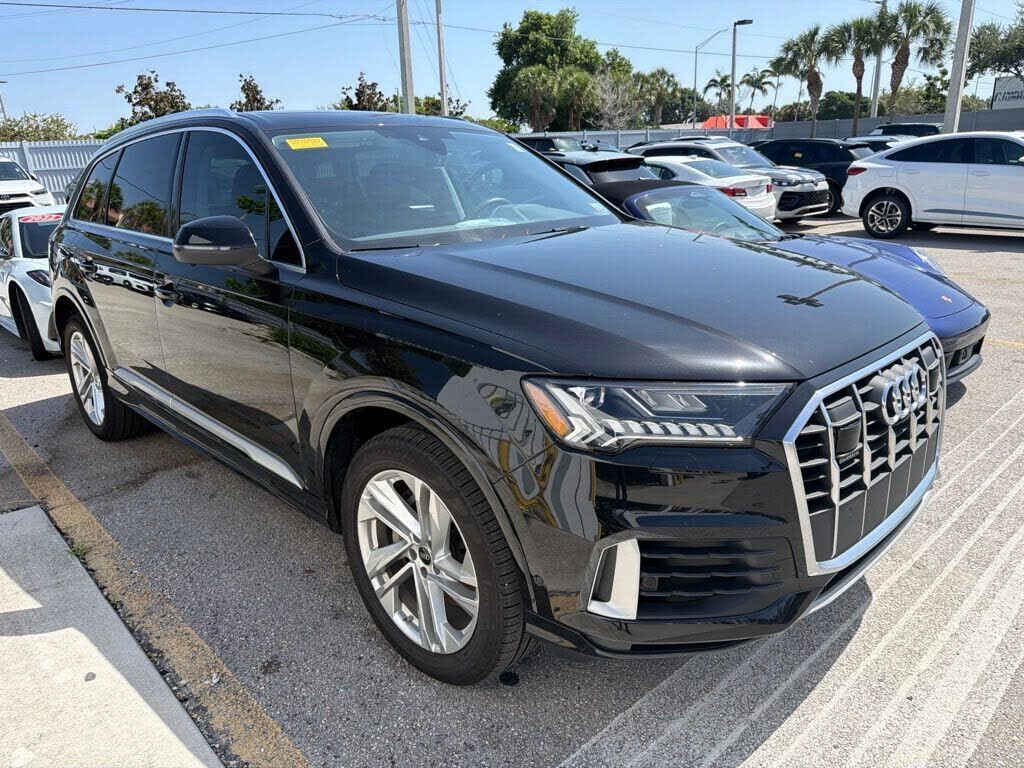 2023 AUDI Q7