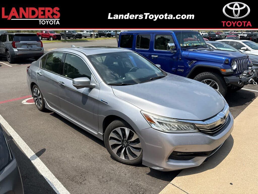 2017 HONDA Accord
