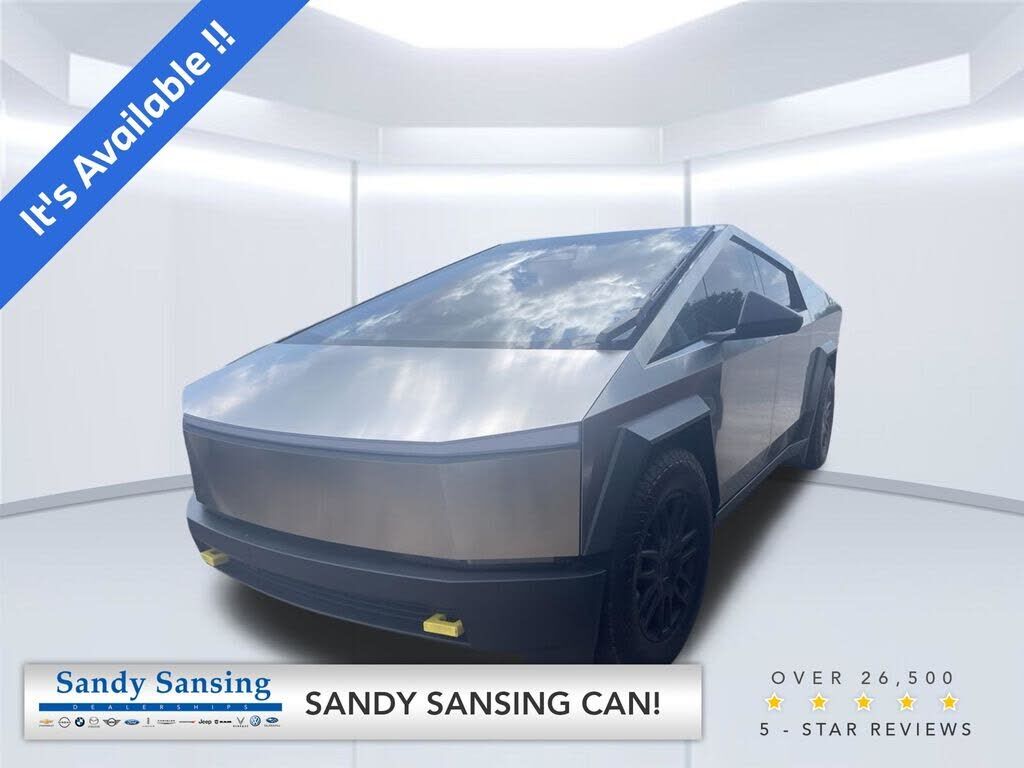 2025 TESLA Cybertruck