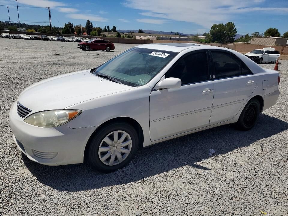 2005 TOYOTA Camry