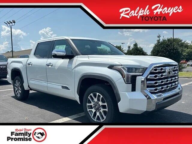 2026 TOYOTA Tundra