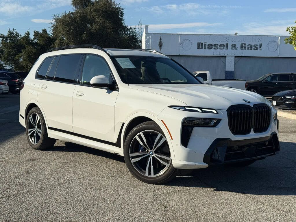 2024 BMW X7