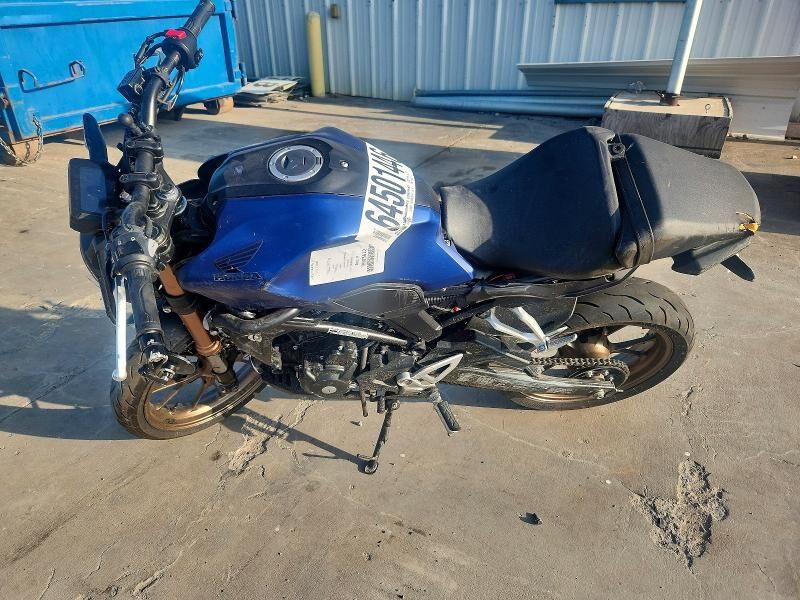2021 HONDA CB