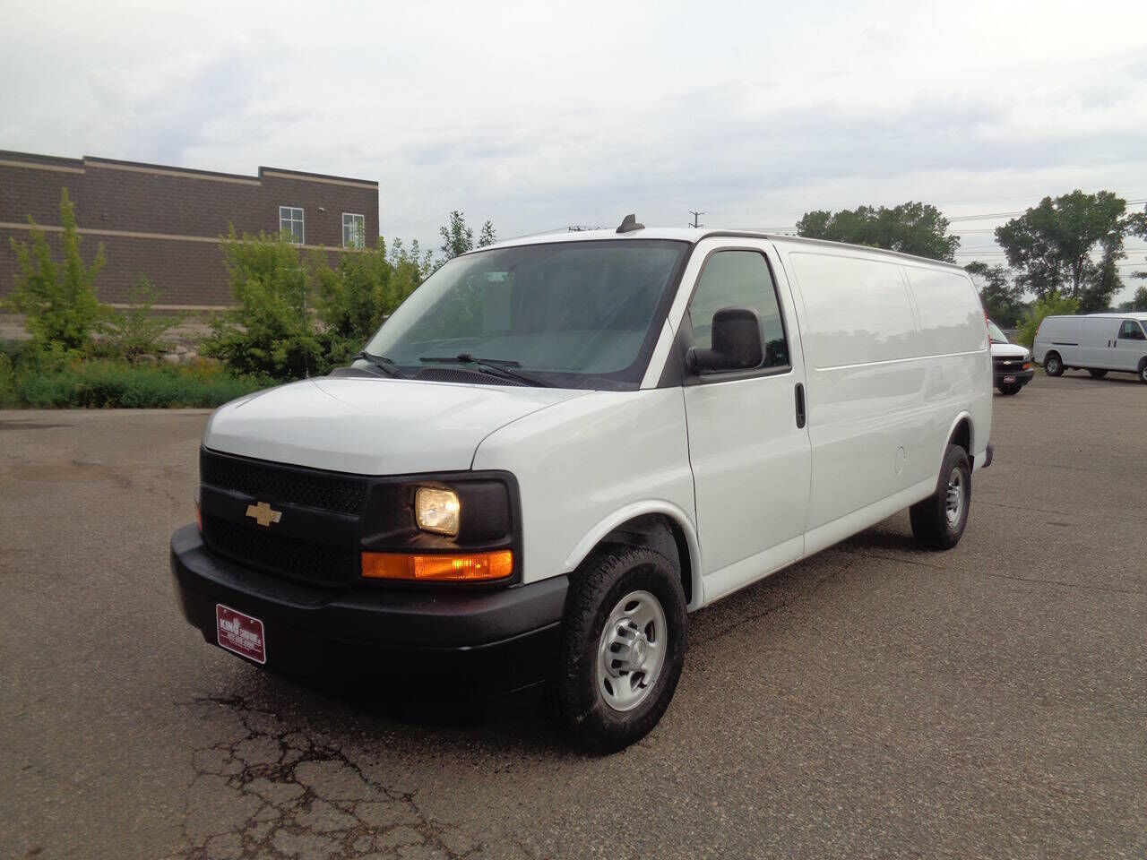 2017 CHEVROLET Express