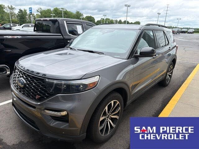 2021 FORD Explorer