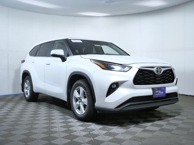 2024 TOYOTA Highlander
