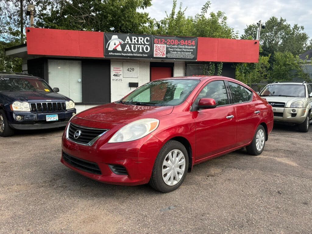 2014 NISSAN Versa