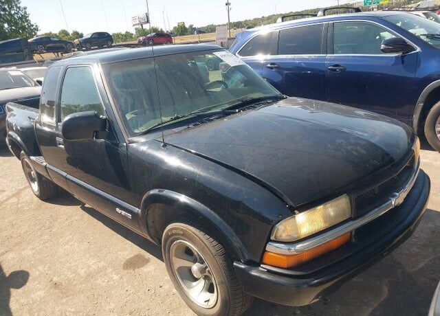 2003 CHEVROLET S-10 Pickup