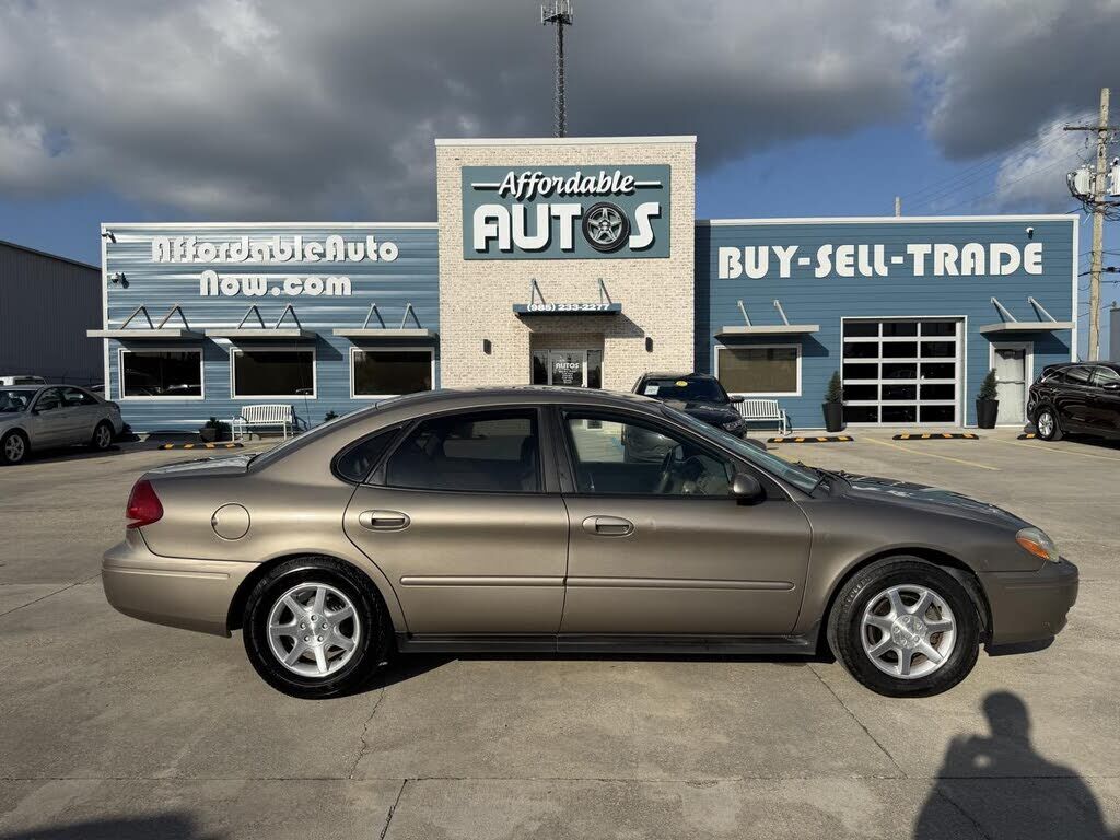 2007 FORD Taurus