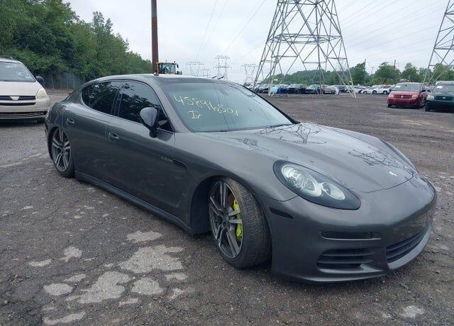 2014 PORSCHE Panamera
