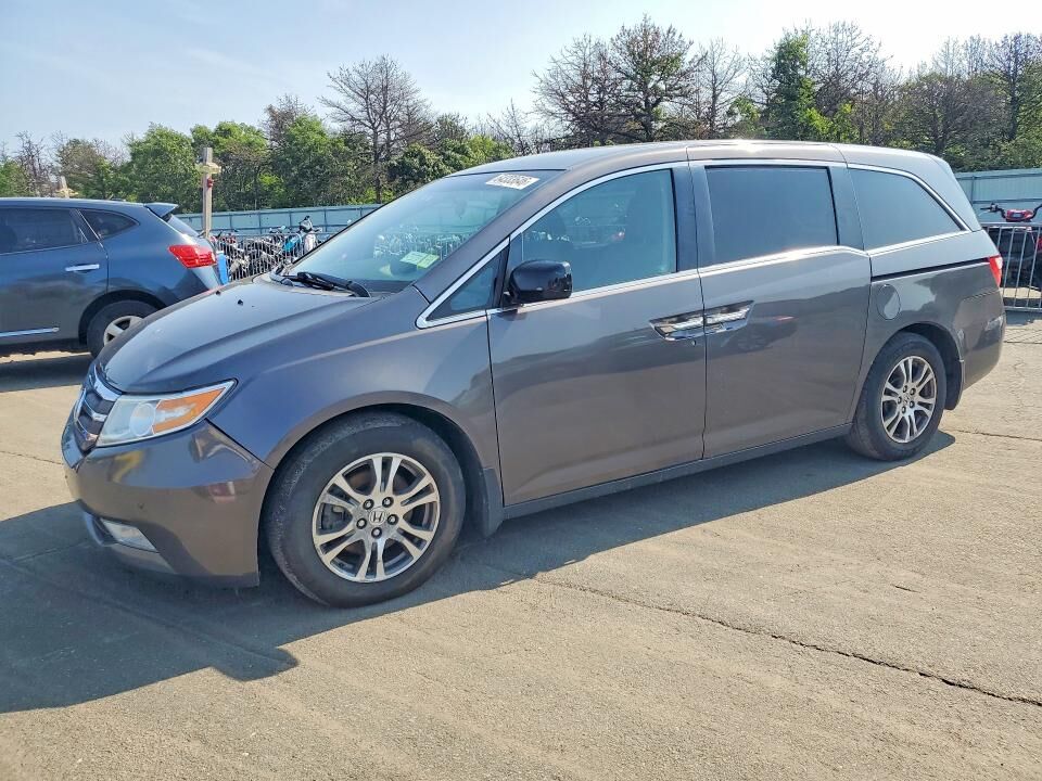 2012 HONDA Odyssey