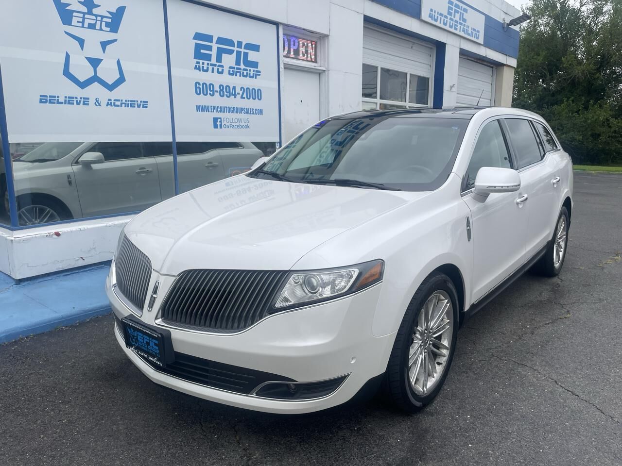 2013 LINCOLN MKT