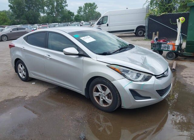 2015 HYUNDAI Elantra