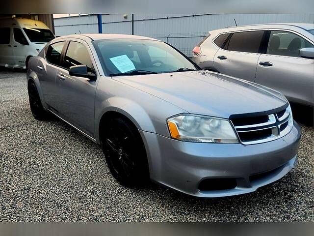 2014 DODGE Avenger
