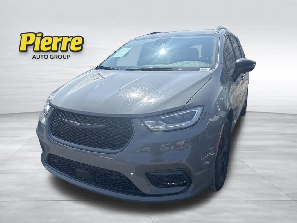 2023 CHRYSLER Pacifica