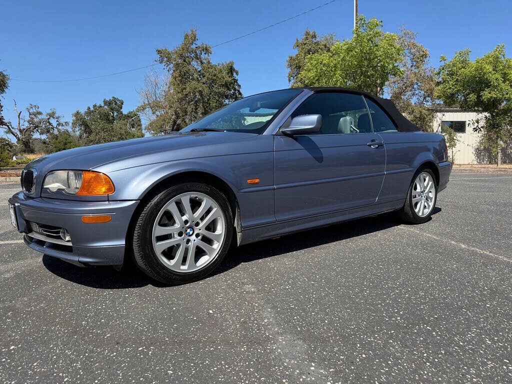 2002 BMW 3 Series