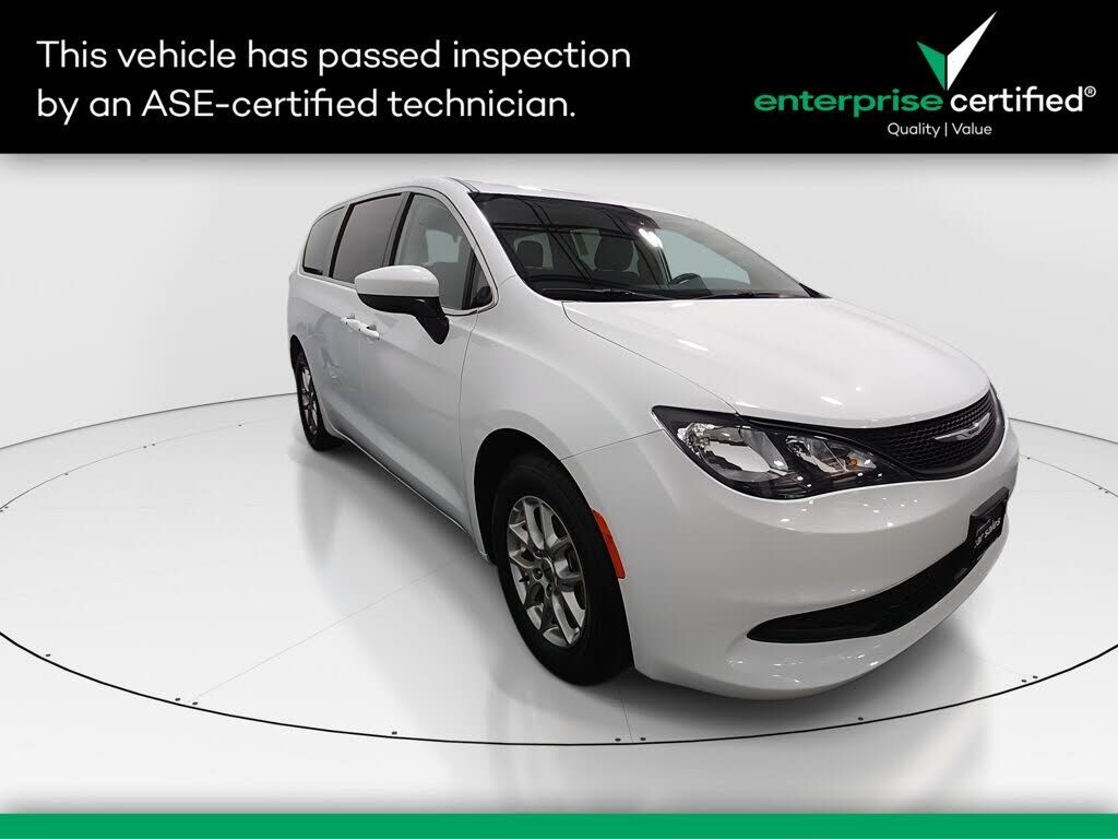 2023 CHRYSLER Voyager