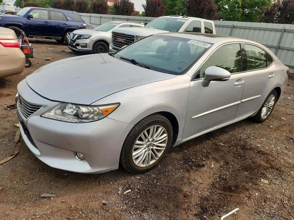 2015 LEXUS ES